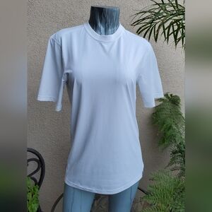 REI CO-OP MEN'S SMALL TEE SHIRT